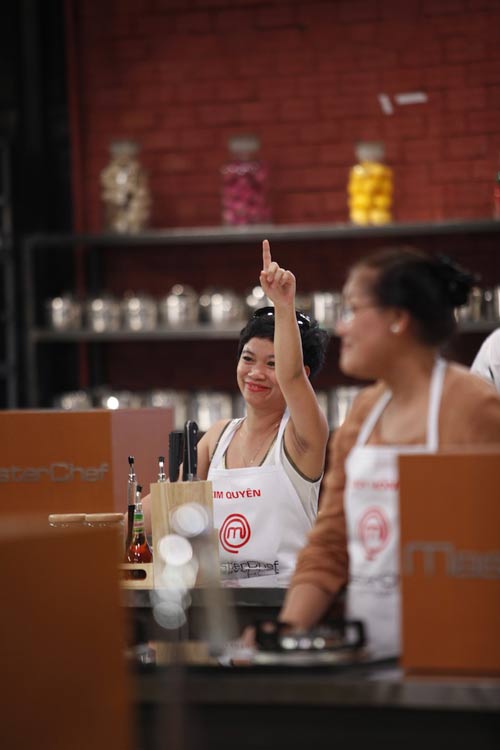 Tối nay, xem Christine Hà thách đấu Top 17 - 5